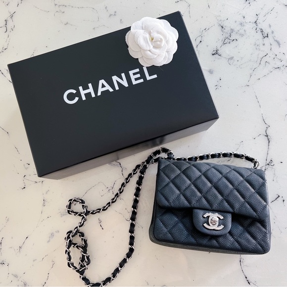 CHANEL | SQUARE MINI CROSSBODY | BLACK CAVIAR SILVER HARDWARE - Picture 8 of 8
